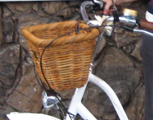wicker bike basket canada